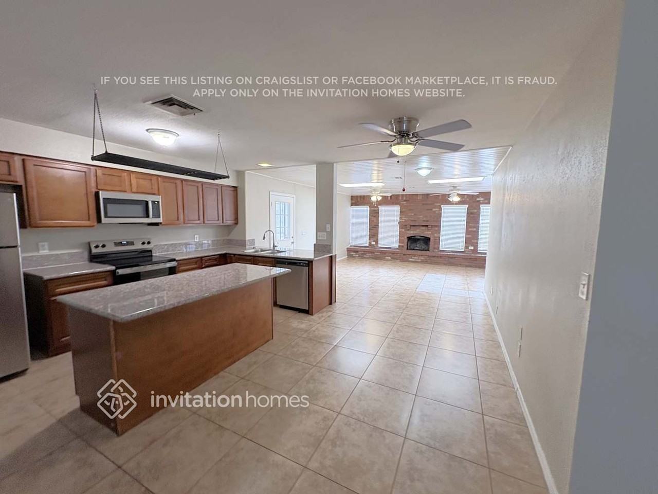 656 S Robin Ln - Photo 5 of 14