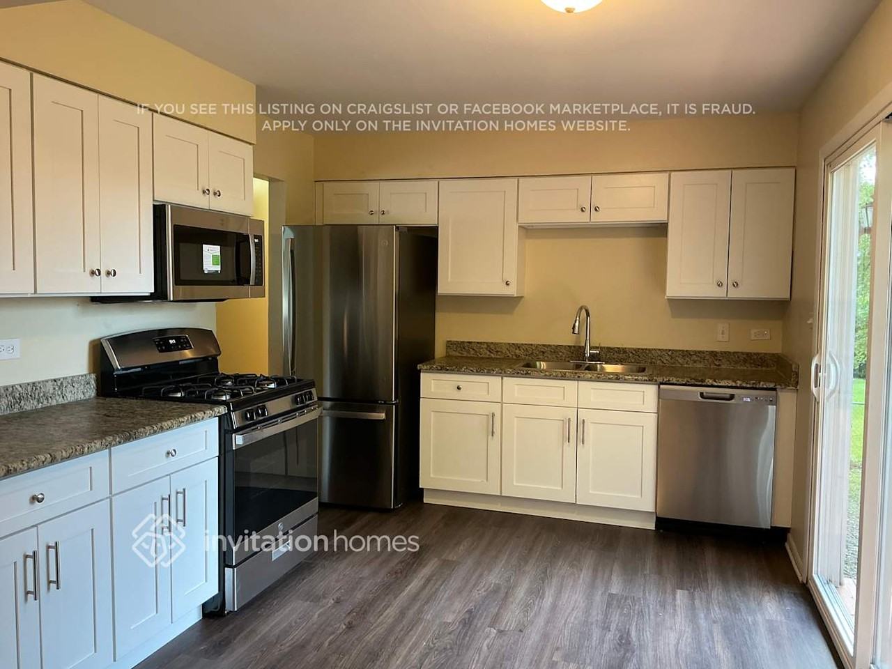 4259 188th Pl - Photo 3 of 15