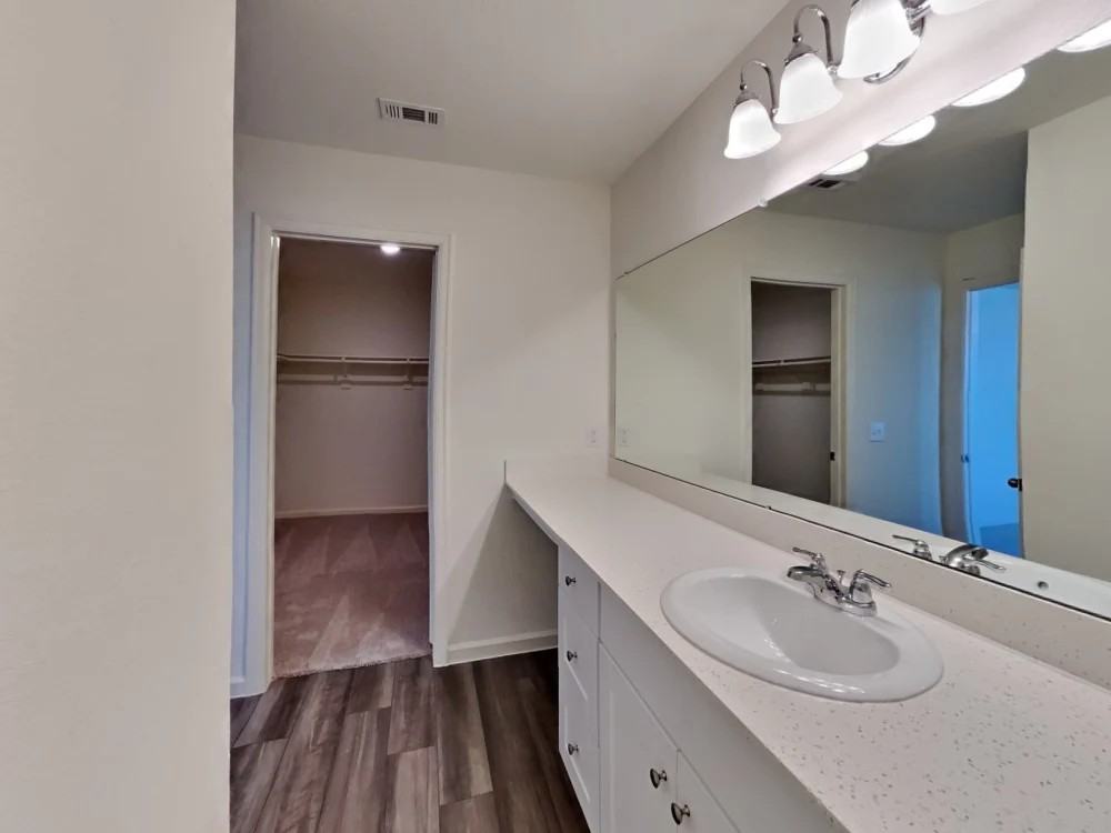 13515 Kinsman Road - Photo 7 of 7