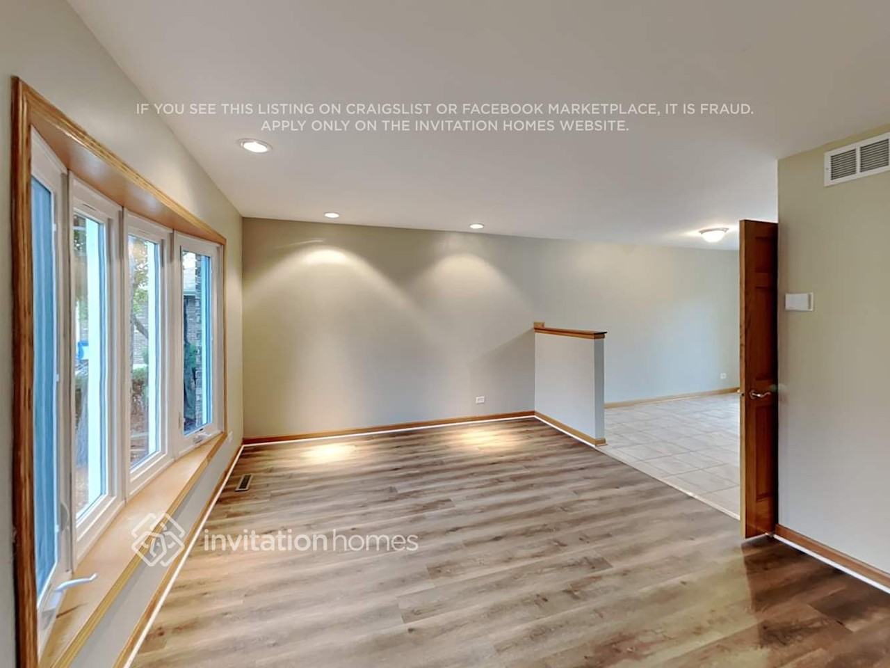 6009 157th St - Photo 4 of 21