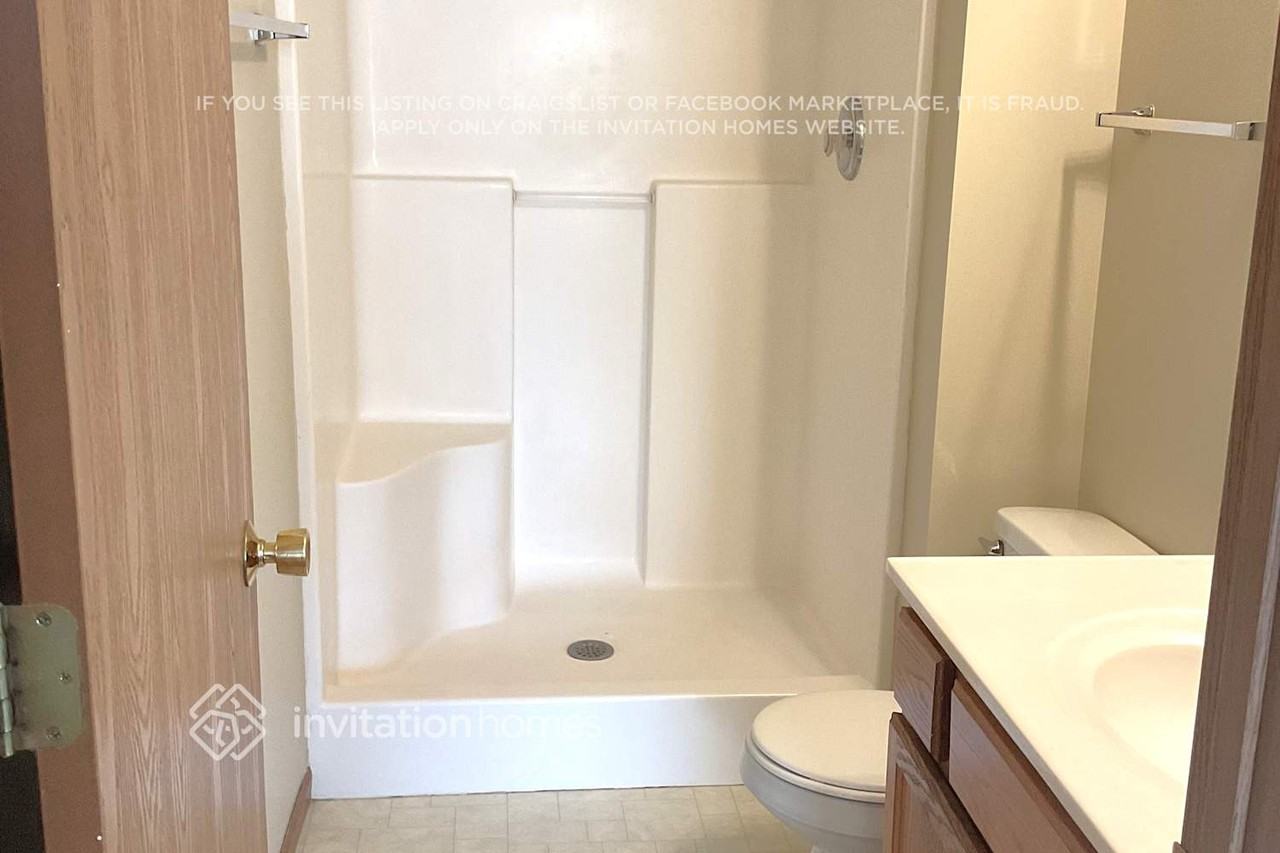 1341 Fairmount Ave - Photo 4 of 7