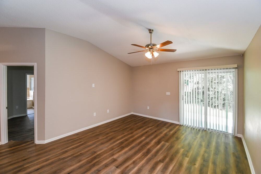 10267 Normanwood Ct - Photo 6 of 16