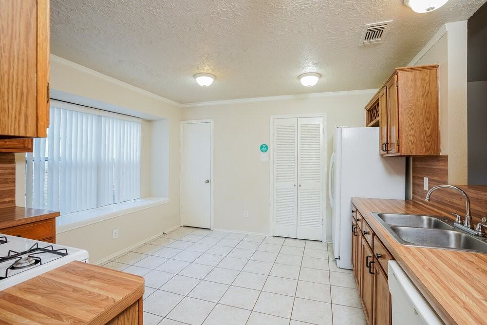 1331 Three Forks Dr - Photo 7 of 16