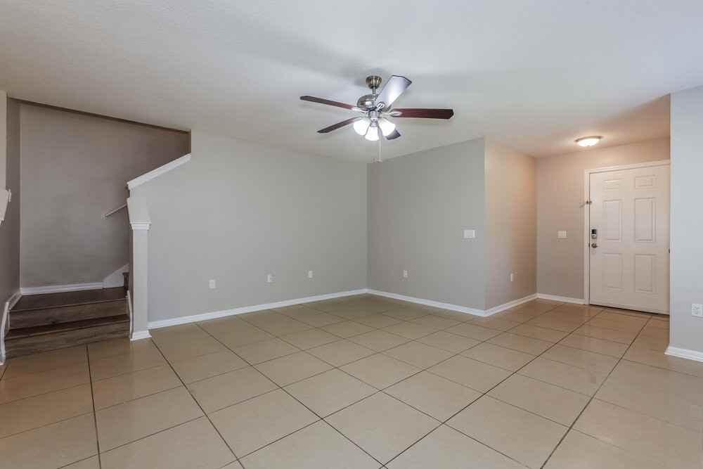 11821 Mango Cross Ct - Photo 5 of 17