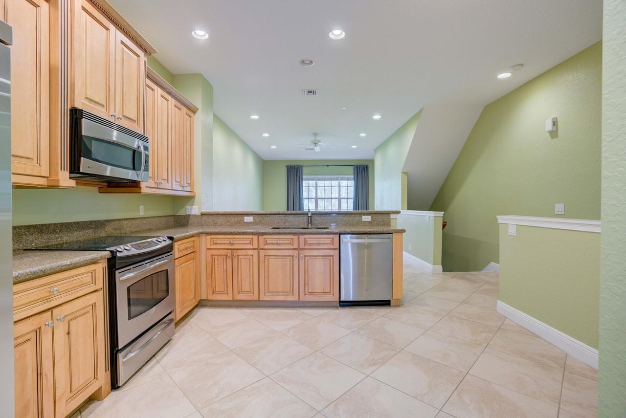 5113 Artesa Way West - Photo 5 of 15