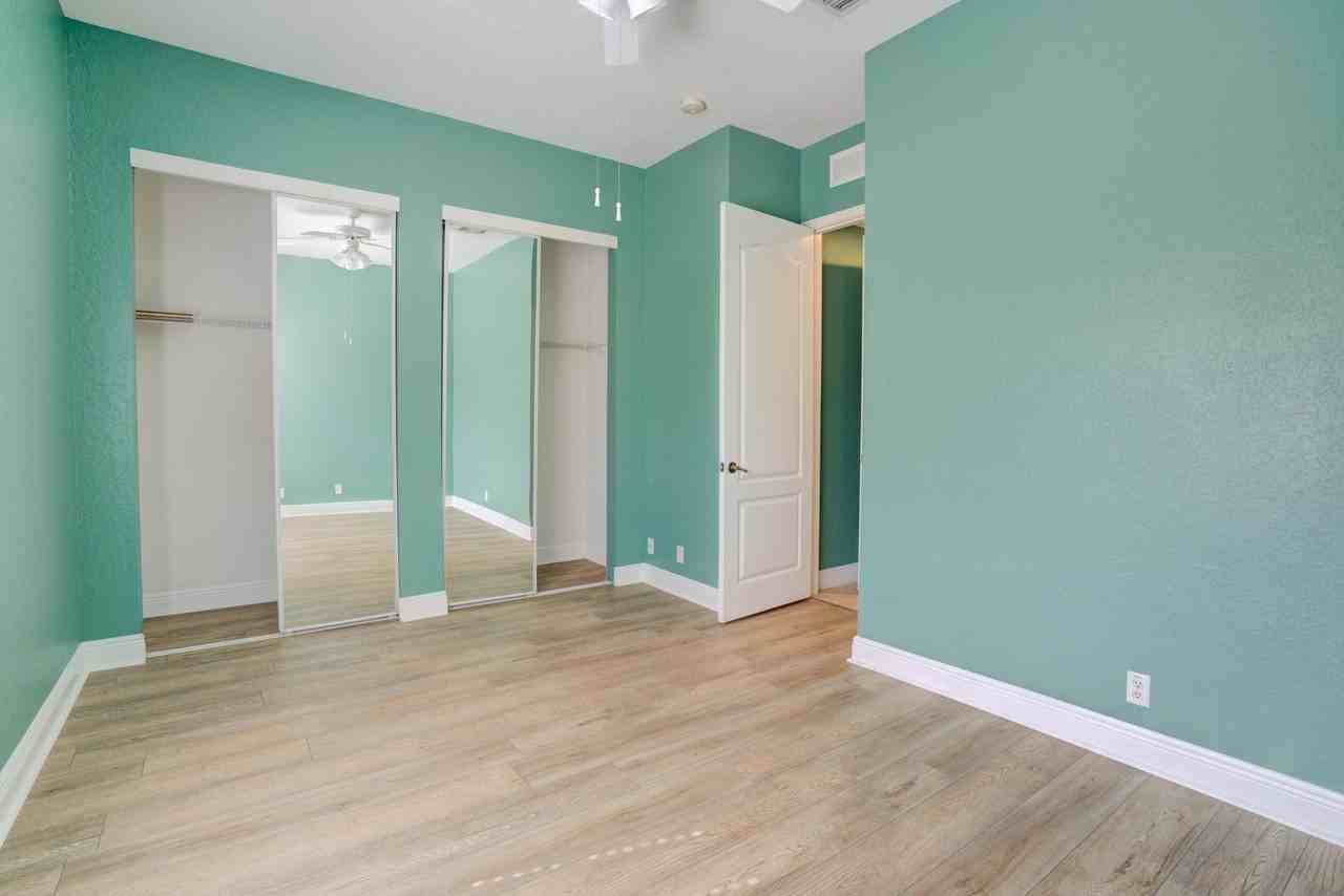 5113 Artesa Way West - Photo 7 of 15