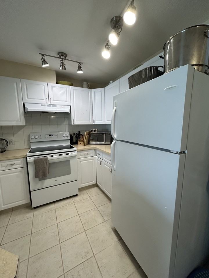 1021 Ross St - Photo 5 of 28