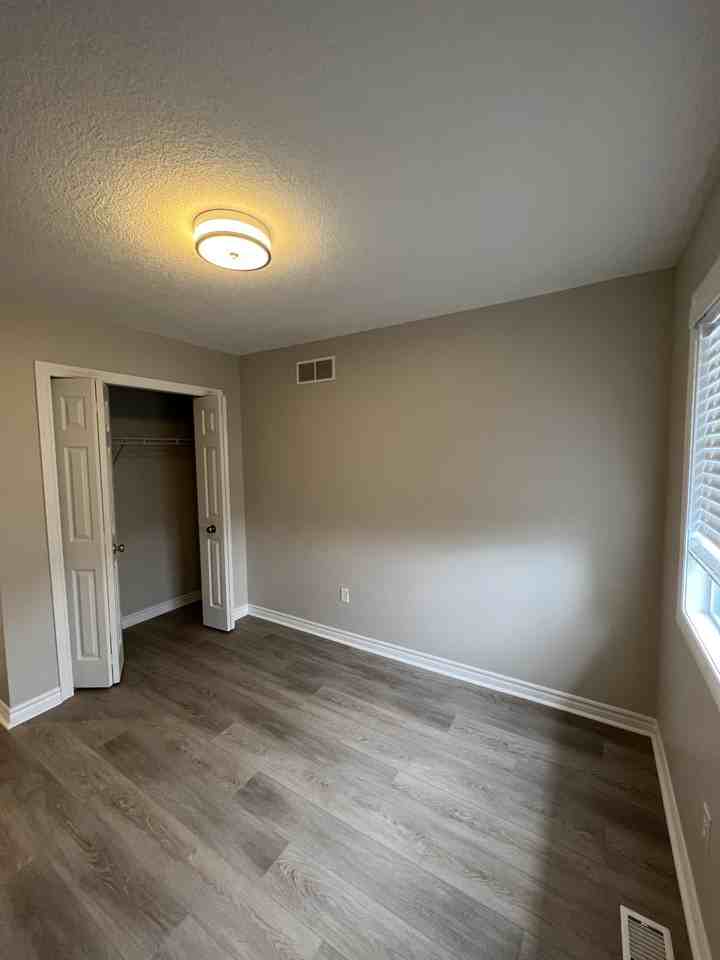 47 Pettitt Dr - Photo 6 of 11