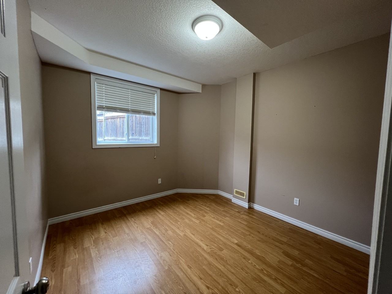 47 Pettitt Dr - Photo 5 of 9