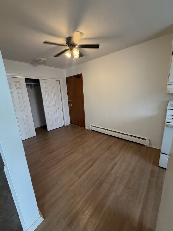 50 Kimberley Dr - Photo 2 of 17