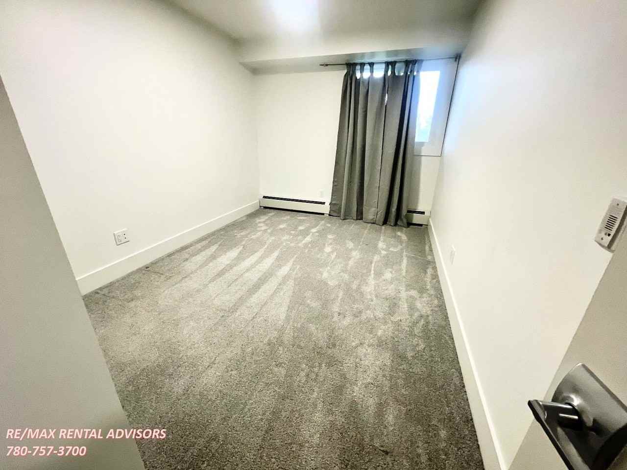 9504 182 St Nw - Photo 7 of 16