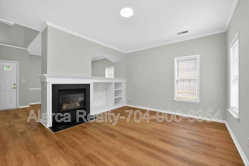 9205 Mitchell Glen Dr - Photo 4 of 22