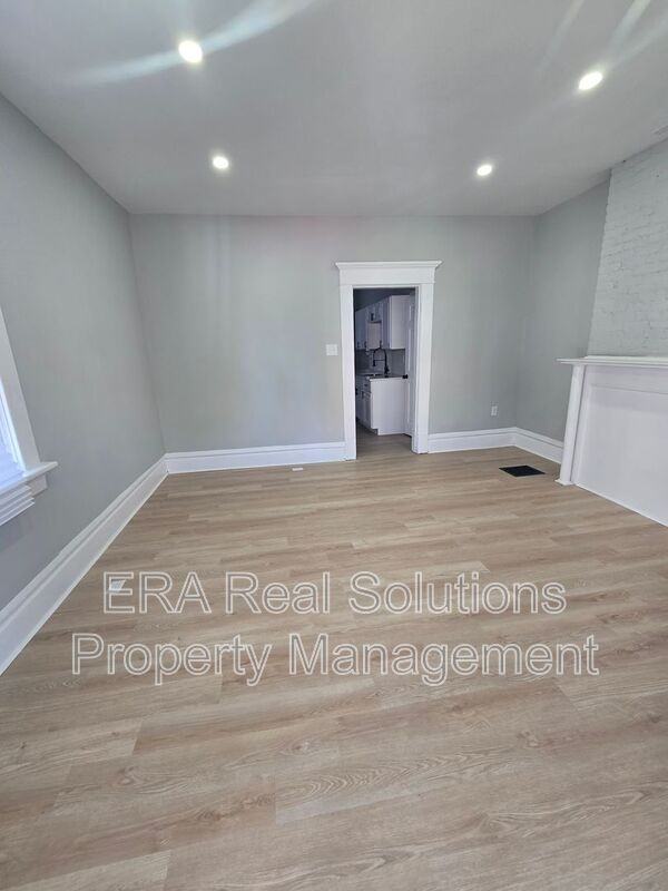 730 S Ohio Ave - Photo 3 of 20