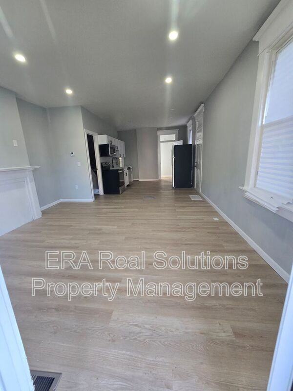 732 S Ohio Ave - Photo 2 of 19
