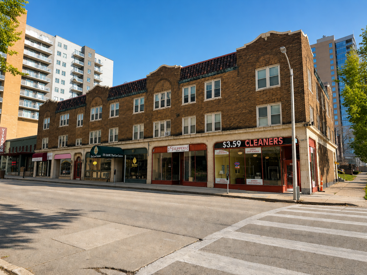 1800 N Farwell Apartments - Photo 5 of 5