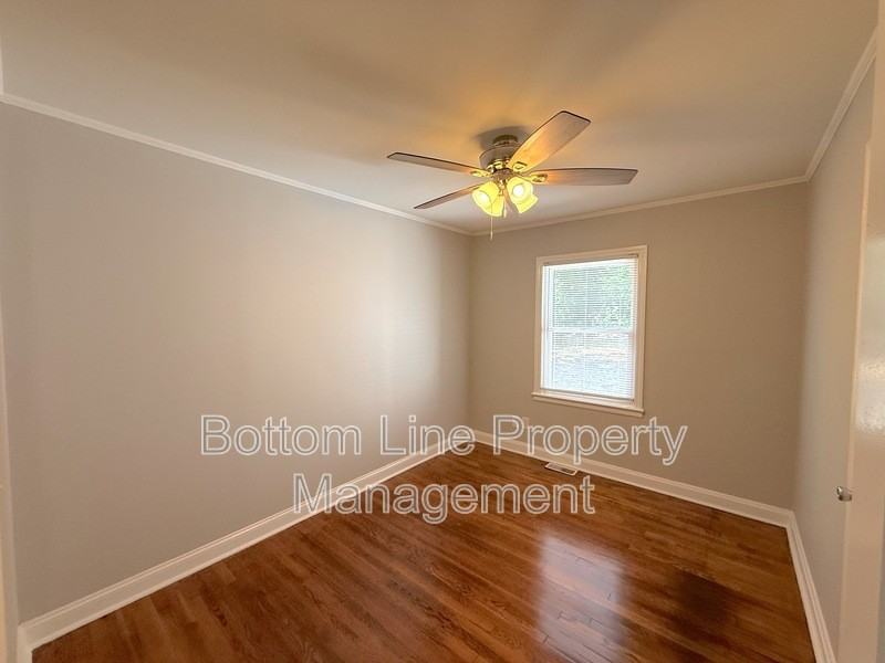 3905 Tillman Rd - Photo 7 of 12