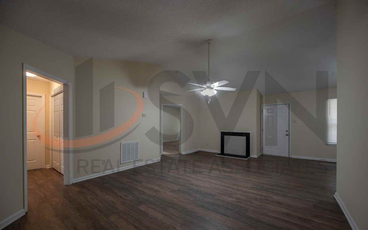 1911 Fidelity Dr - Photo 2 of 17