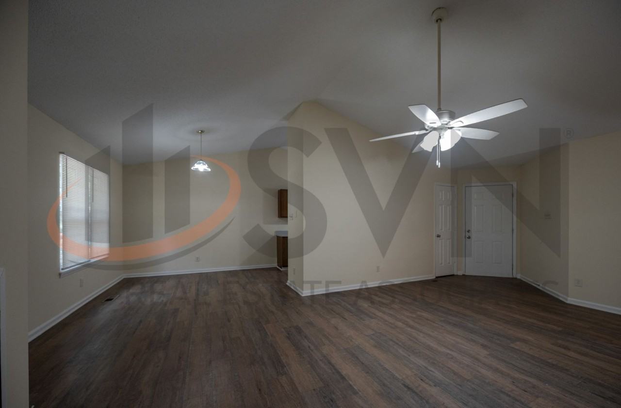 1911 Fidelity Dr - Photo 3 of 17