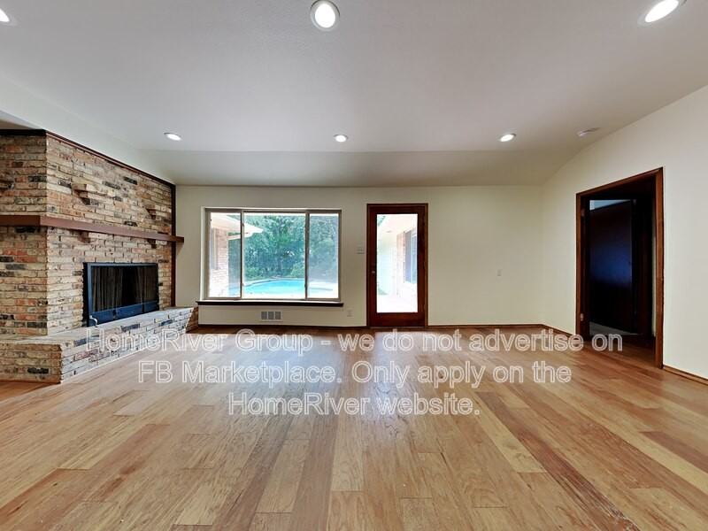 1216 Glen Cove Dr - Photo 2 of 31