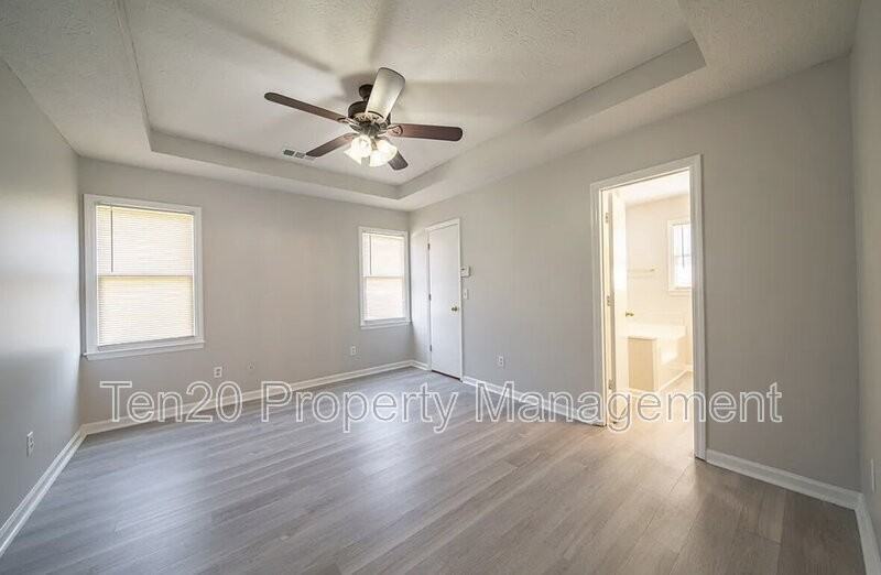 3007 Longmont Ln - Photo 4 of 21