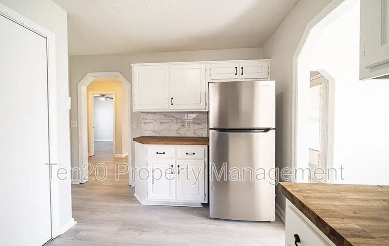3007 Longmont Ln - Photo 7 of 21