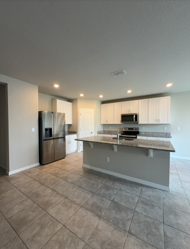 3410 Bonsilva St - Photo 3 of 23