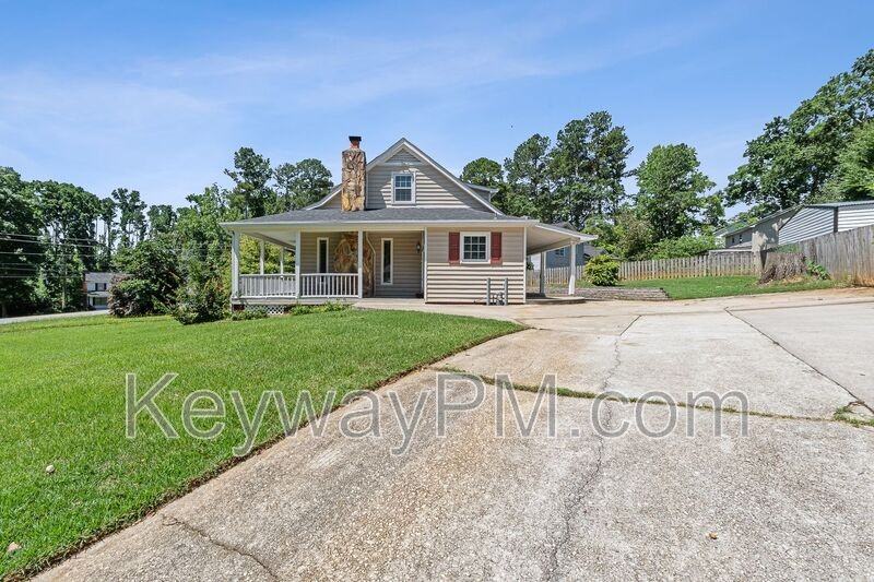 255 Silver Maple Rd - Photo 3 of 26