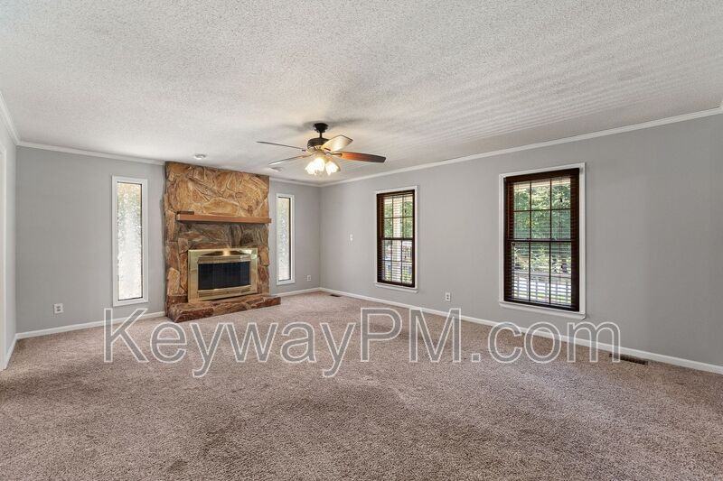 255 Silver Maple Rd - Photo 7 of 26