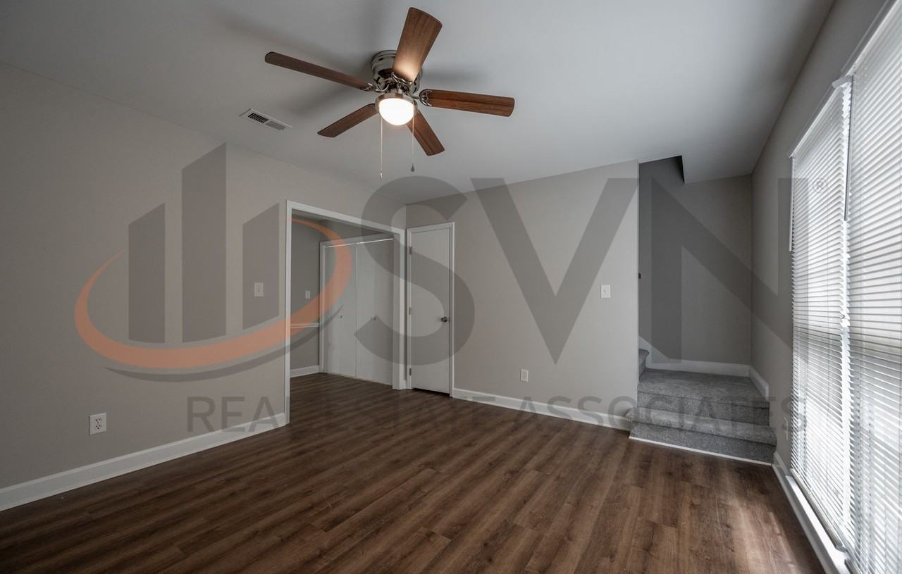 237 Bridgefield Pl - Photo 3 of 14