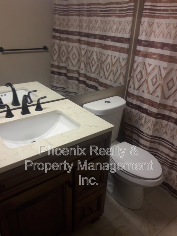 919 Clover Cir - Photo 3 of 10