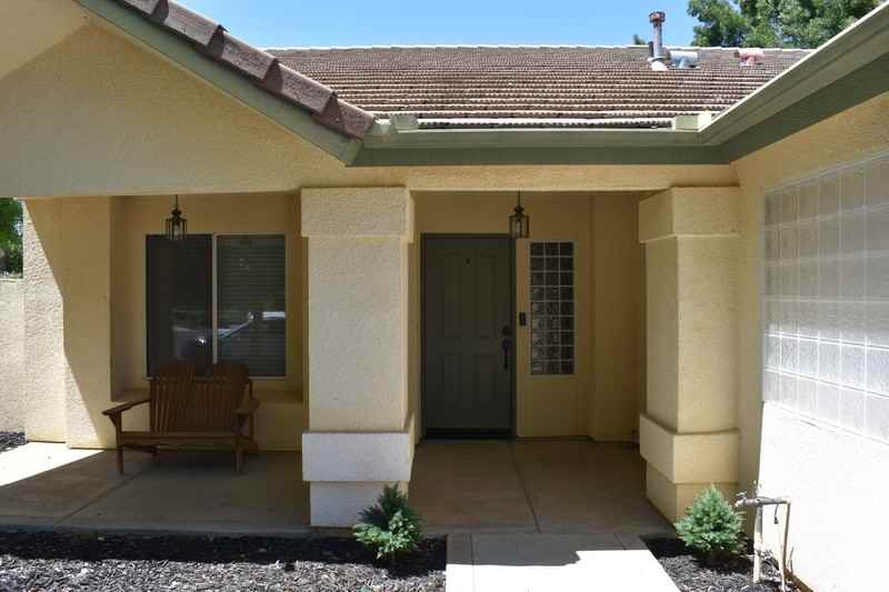 6310 Diamond Ct - Photo 4 of 36
