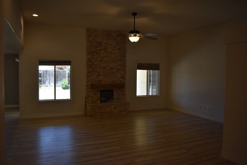 6310 Diamond Ct - Photo 5 of 36