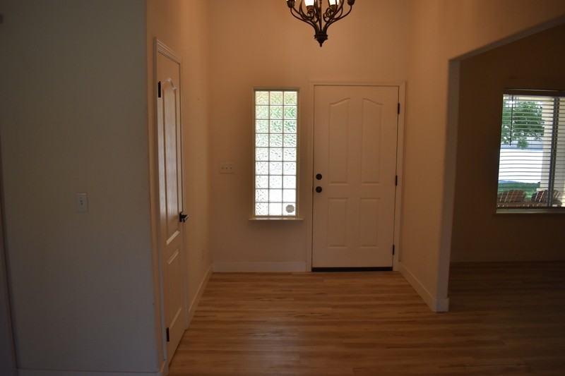 6310 Diamond Ct - Photo 6 of 36