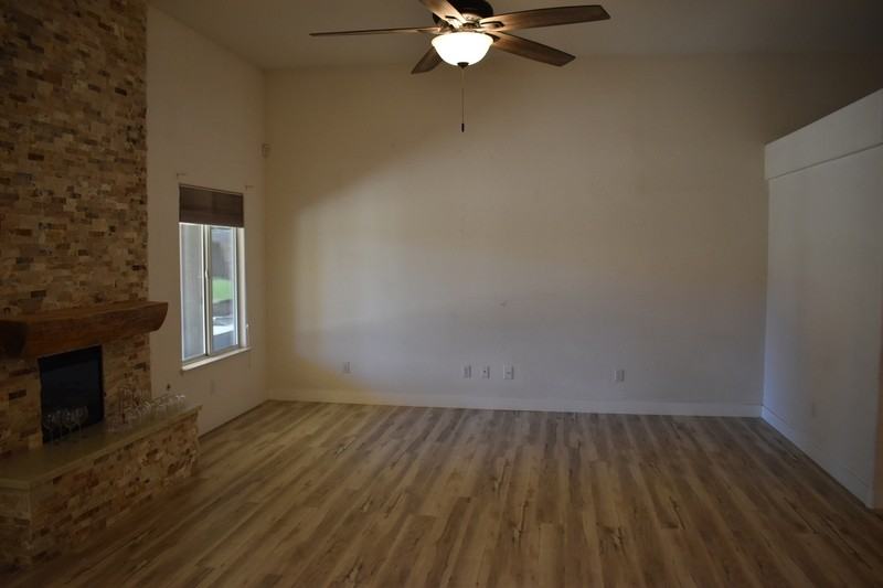 6310 Diamond Ct - Photo 7 of 36