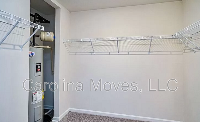523 Springtime Ln - Photo 5 of 18