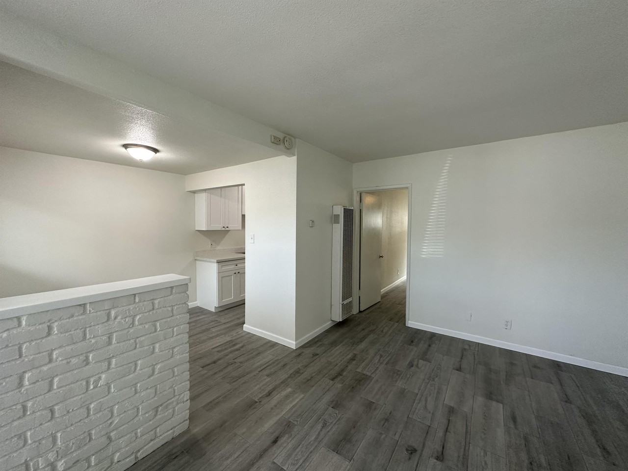 1162 W. Stoneridge ct. - Photo 5 of 15