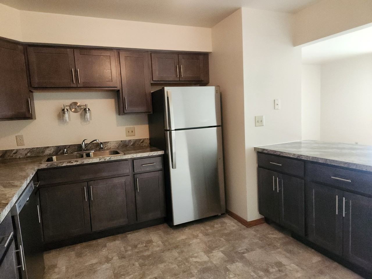 201 W. Park Ave. - Photo 3 of 12