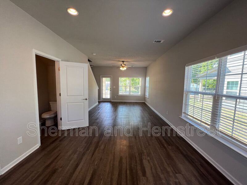 620 Dobhill Ln #620 - Photo 5 of 21