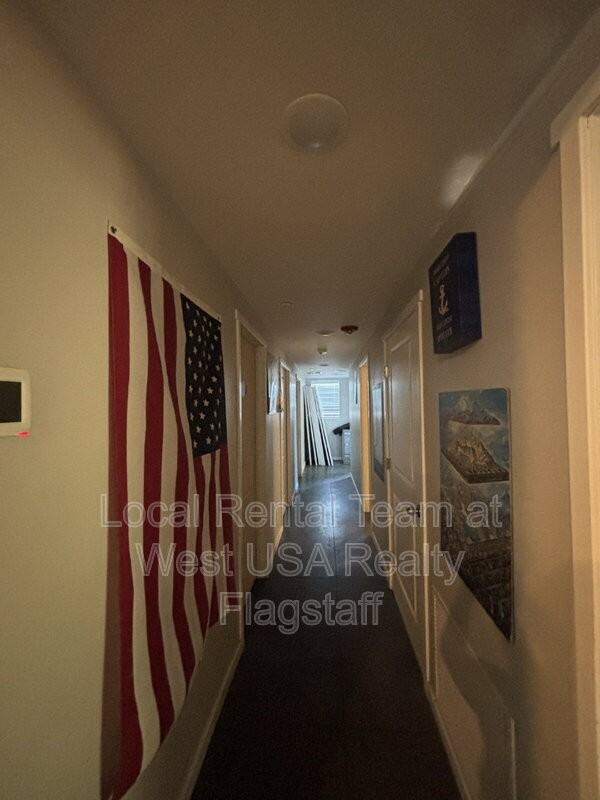 522 S Fountaine St #200 - Photo 6 of 15