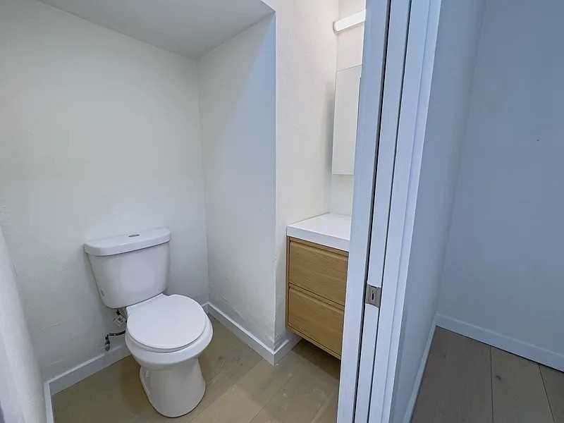 536 N 19th St #3F - Photo 5 of 29
