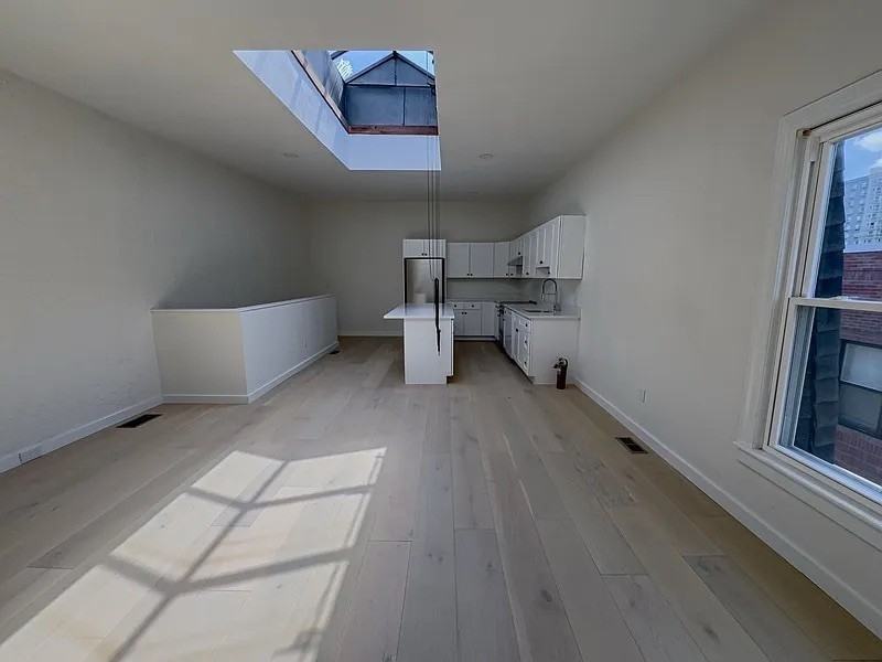 536 N 19th St #3F - Photo 7 of 29