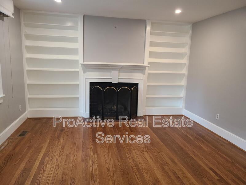 105 W Arden Cir - Photo 2 of 10