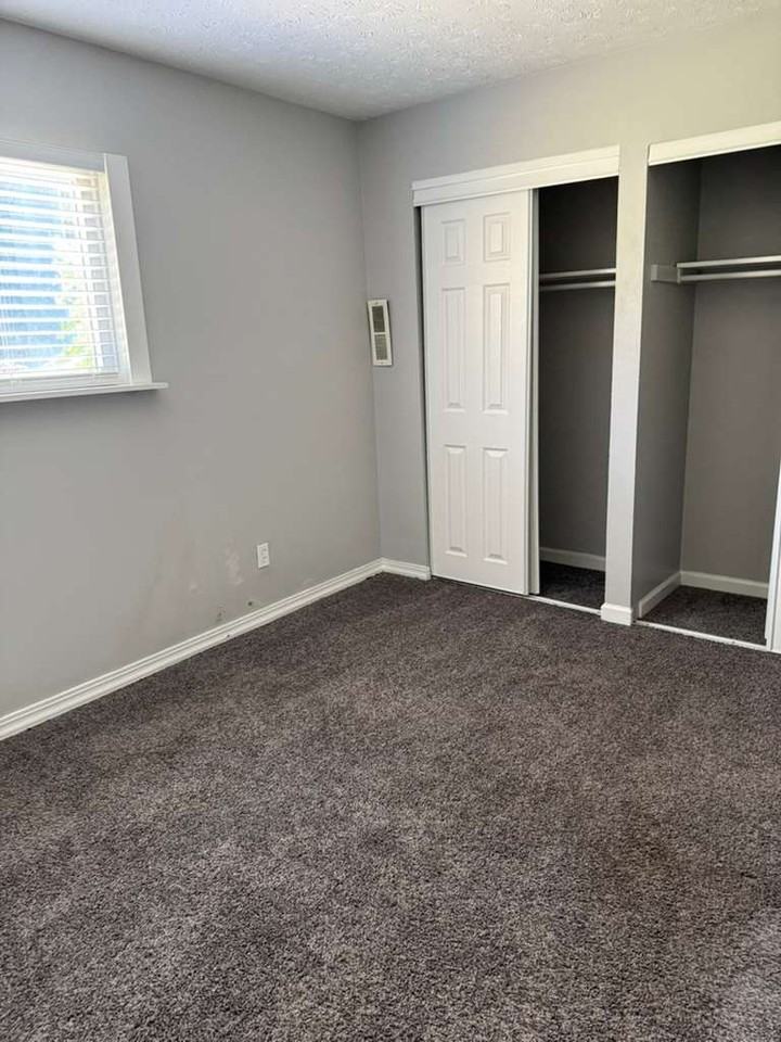 2911 Ash Street - Photo 3 of 13