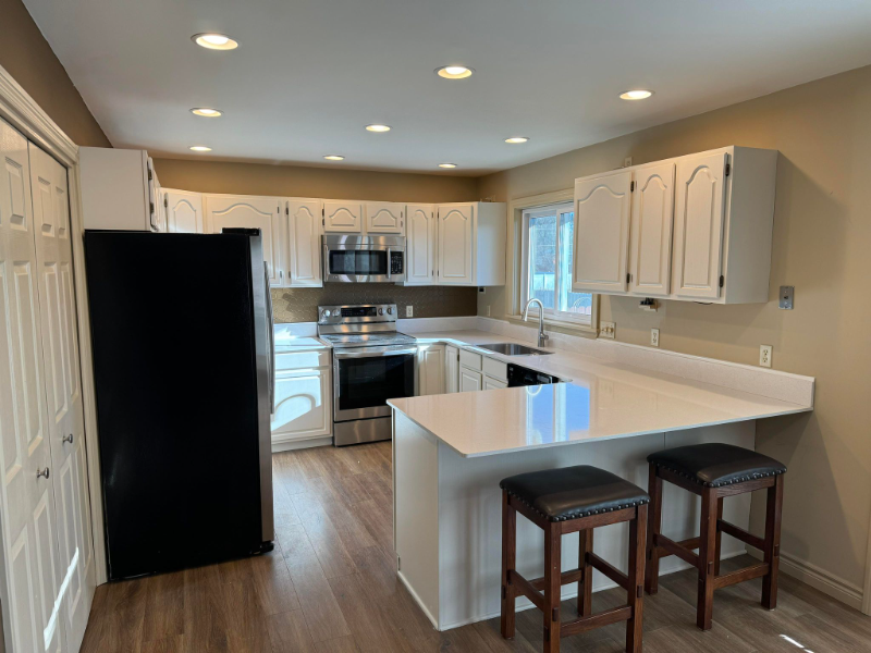 2080 Glasser Place - Photo 4 of 22