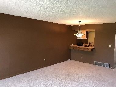 54 Shadow Place - Photo 5 of 18