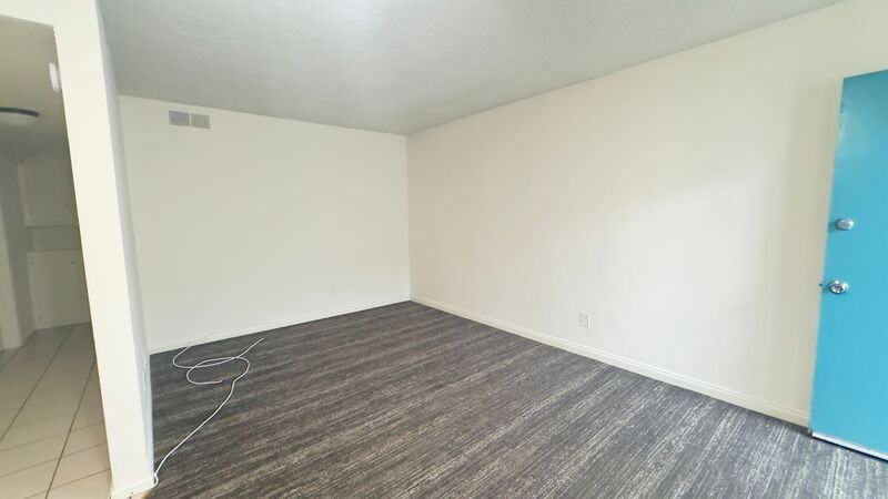 7350 Pickering Ave #08 - Photo 3 of 20