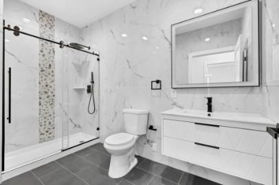 533 Greenwich Street - Photo 4 of 12
