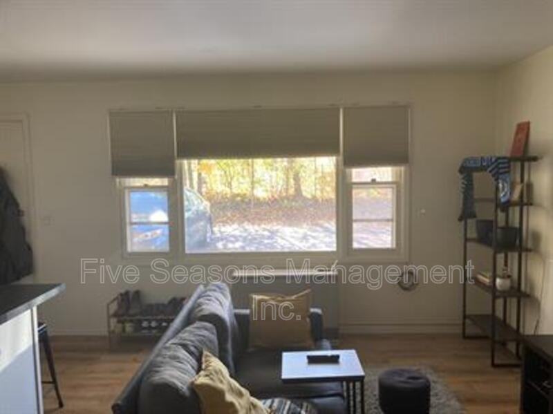 279 Saint Paul St - Photo 6 of 11