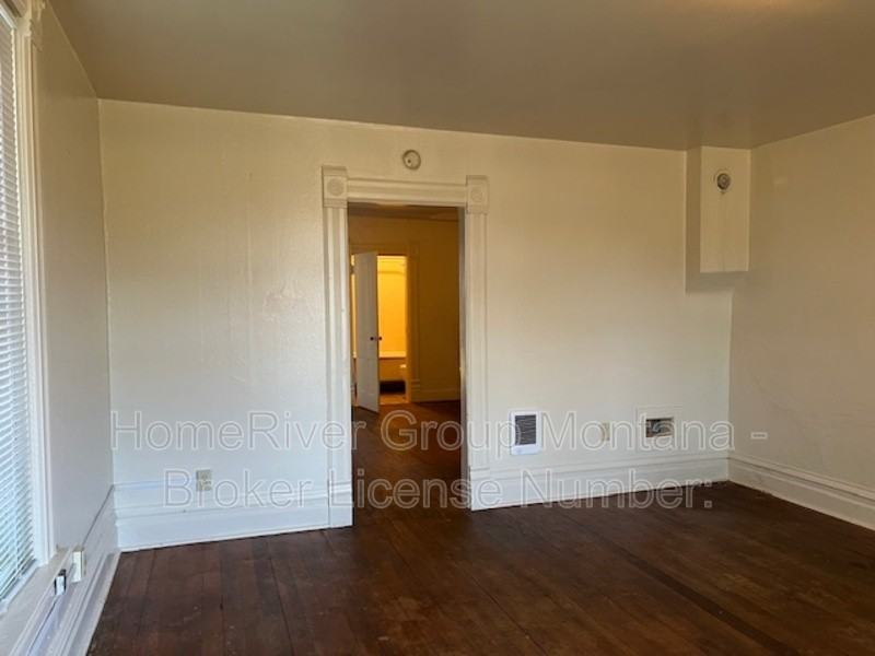 834 W Pine St #1 - Photo 4 of 15