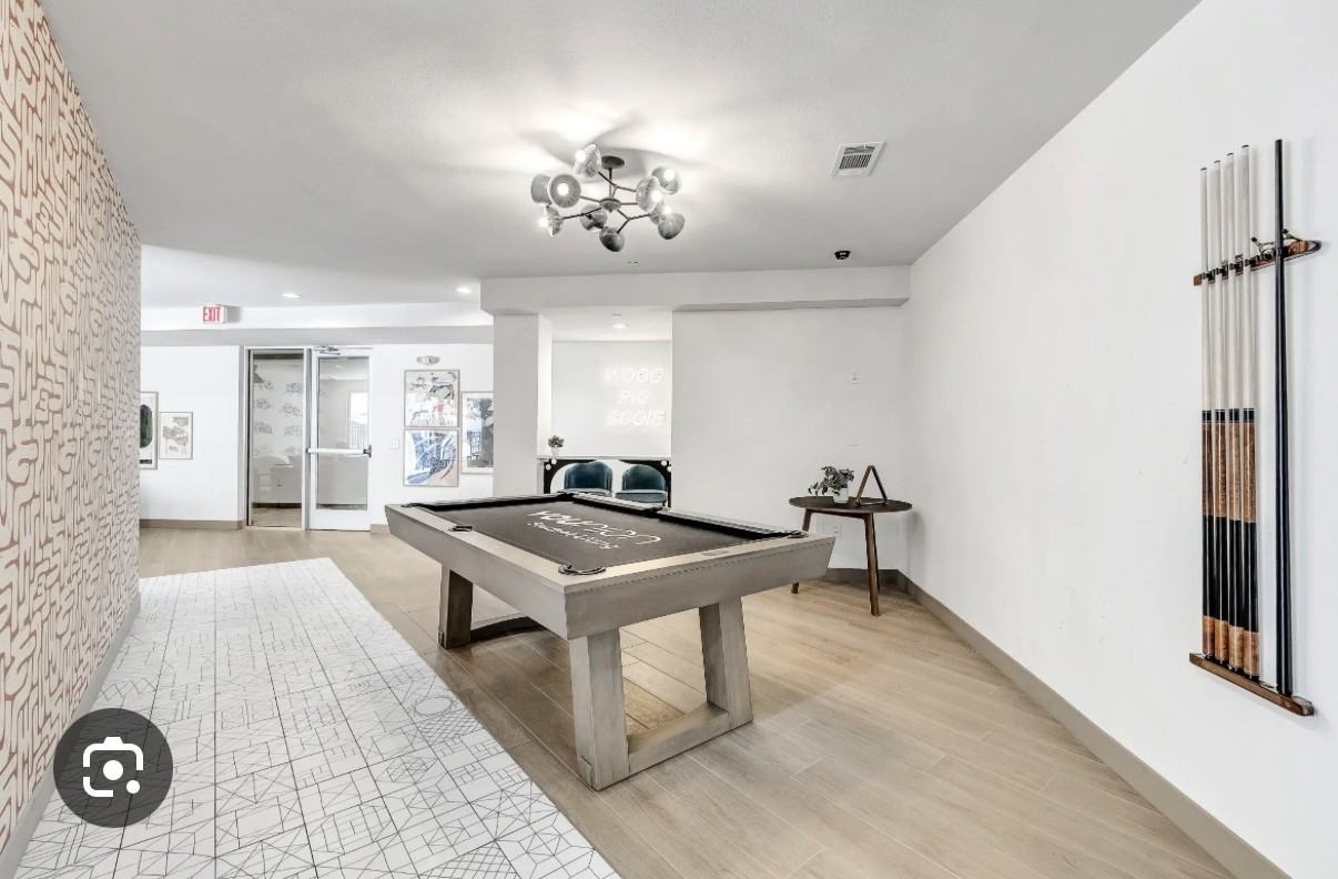 376 West Watson Street - Photo 5 of 9